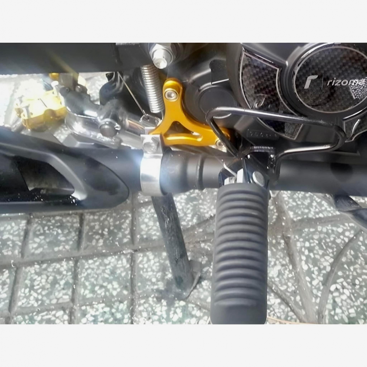 Pat Chống Run Pô Exciter 150